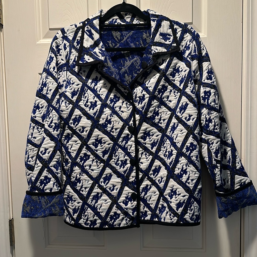 EUC Winding River Reversible Jacket L